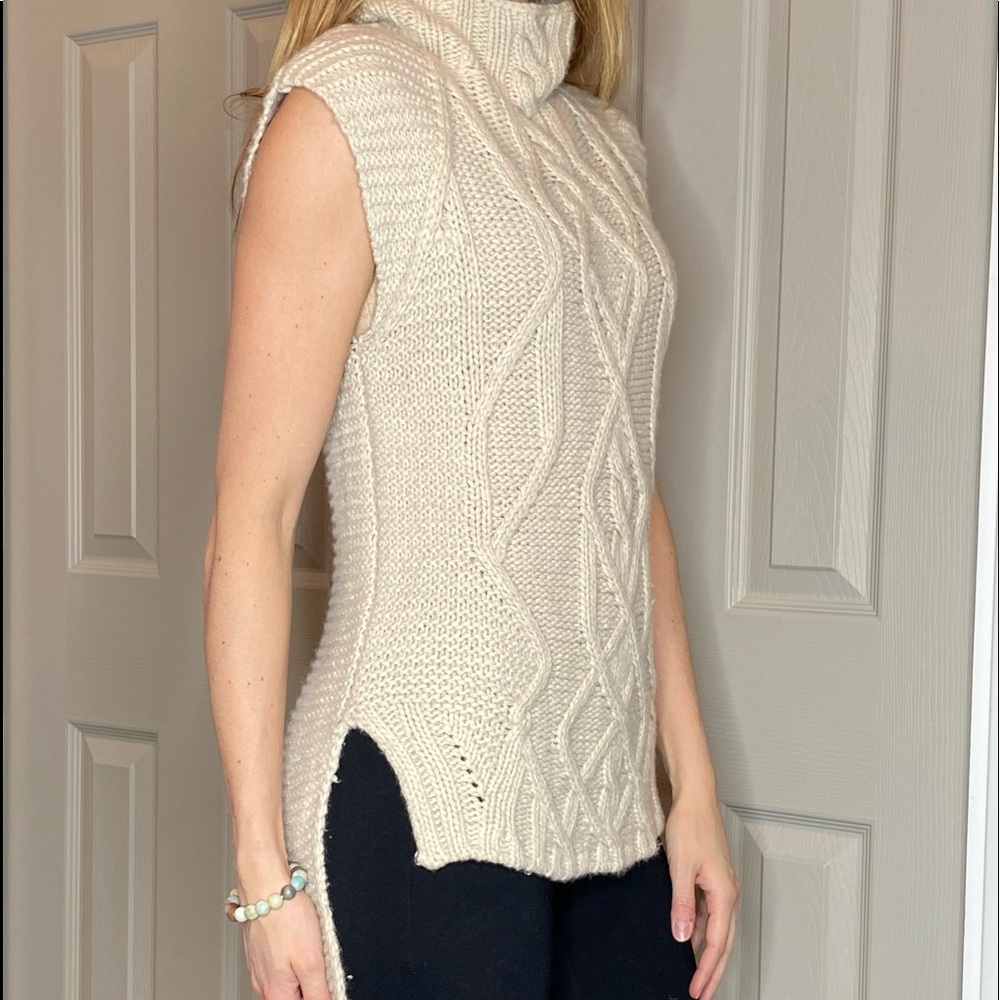 Autumn Cashmere sweater